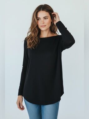 Chicos Women’s Size Small Long Sleeve Round Neck Solid Black Thin Sweater